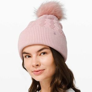 NWT Lululemon weave Pom beanie WITH small shopper tote